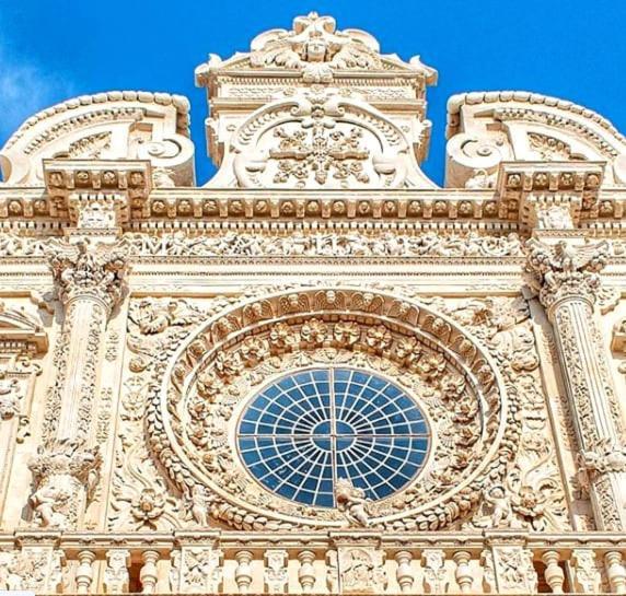 "Il Vecchio Salone" Appartamento In Pieno Centro Con Garage Privato Lecce Ngoại thất bức ảnh