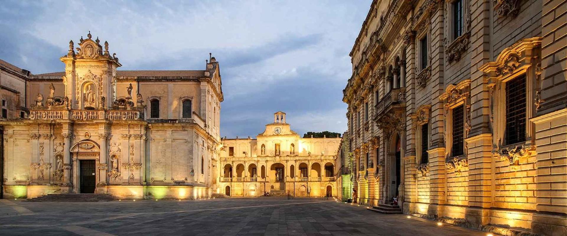 "Il Vecchio Salone" Appartamento In Pieno Centro Con Garage Privato Lecce Ngoại thất bức ảnh